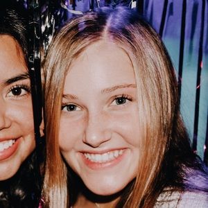 Meet your Posher, Mia